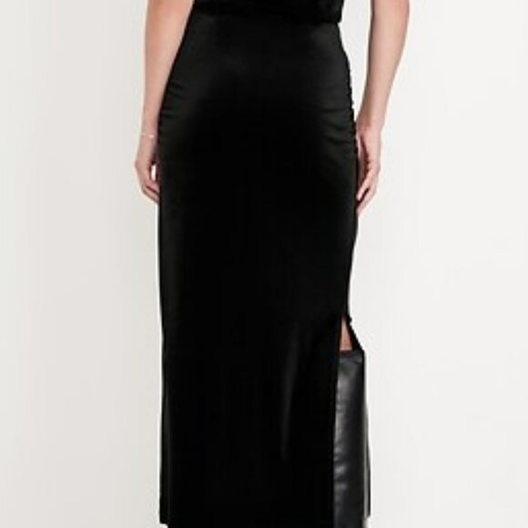 Velvet Maxi Skirt - Picture 3 of 5